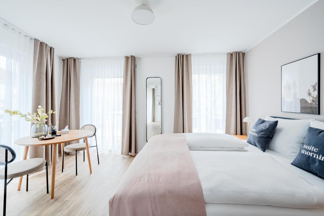 Limehome Metzingen Wilhelmstr Екстериор снимка