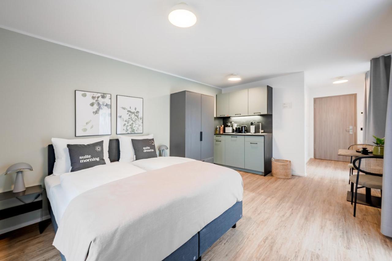 Limehome Metzingen Wilhelmstr Екстериор снимка