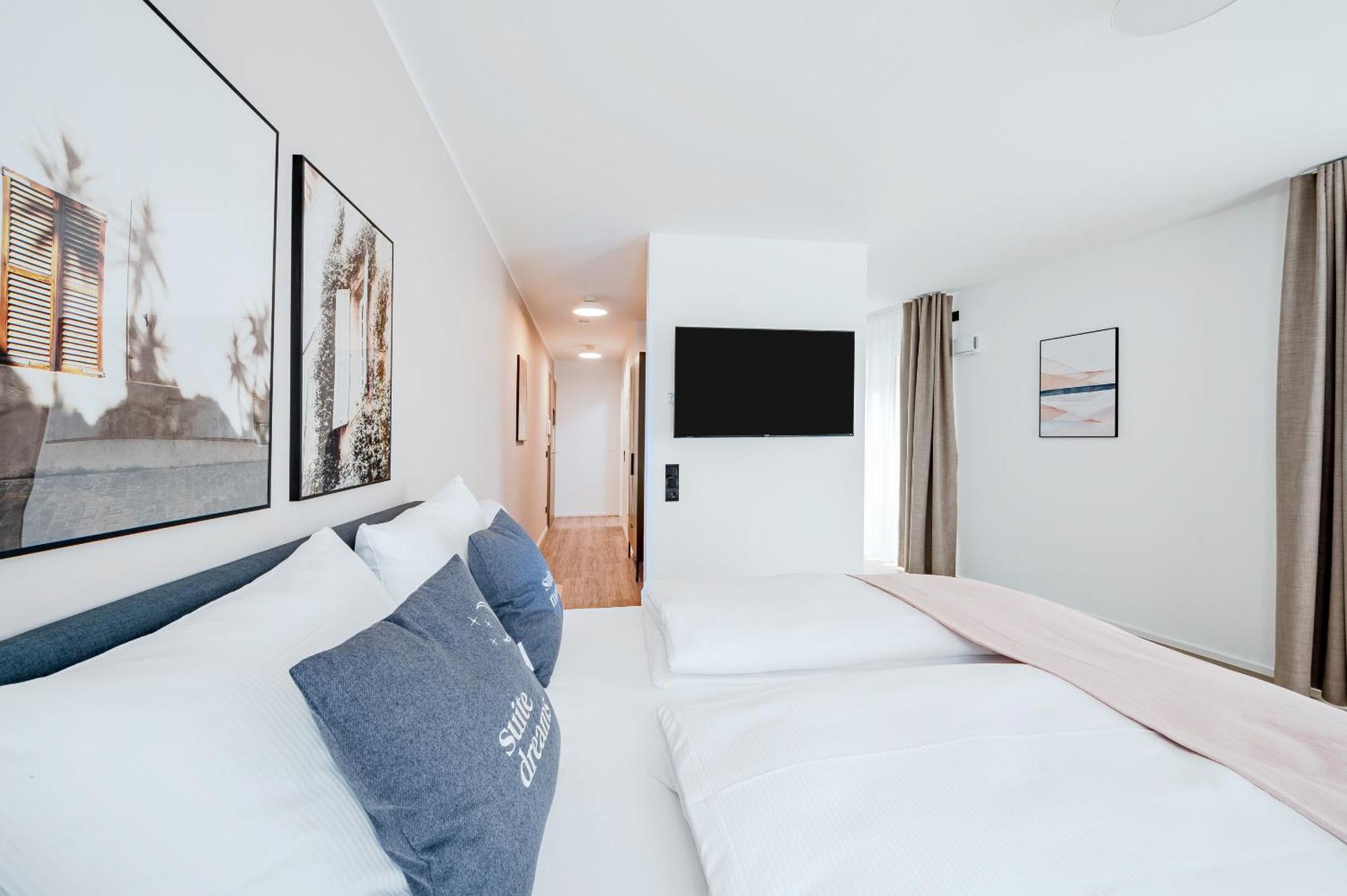 Limehome Metzingen Wilhelmstr Стая снимка