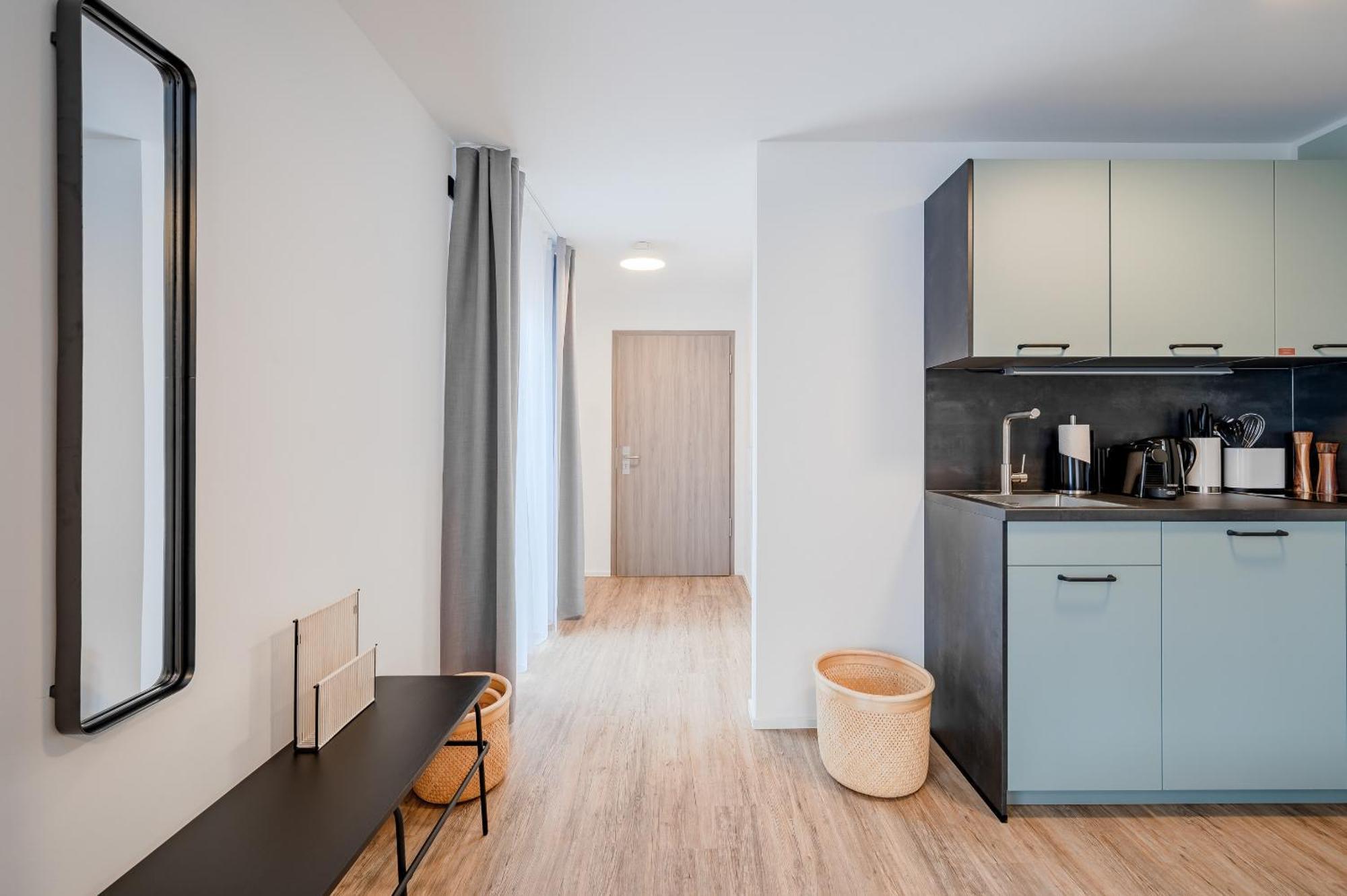 Limehome Metzingen Wilhelmstr Стая снимка