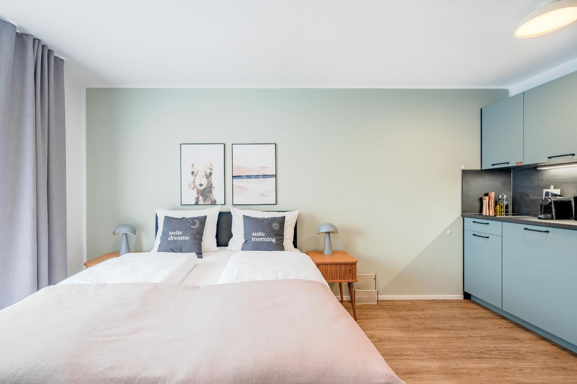 Limehome Metzingen Wilhelmstr Стая снимка
