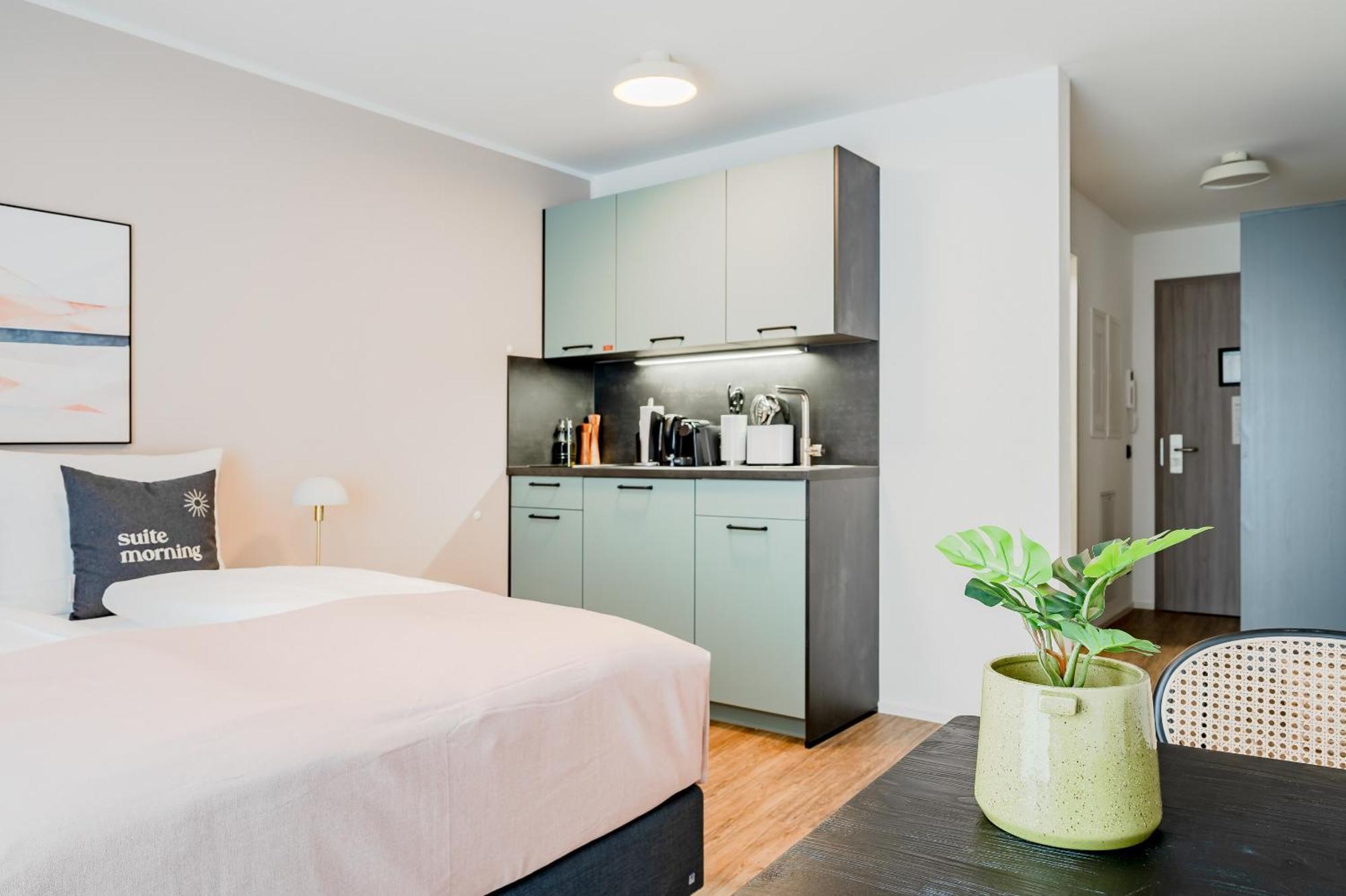 Limehome Metzingen Wilhelmstr Стая снимка