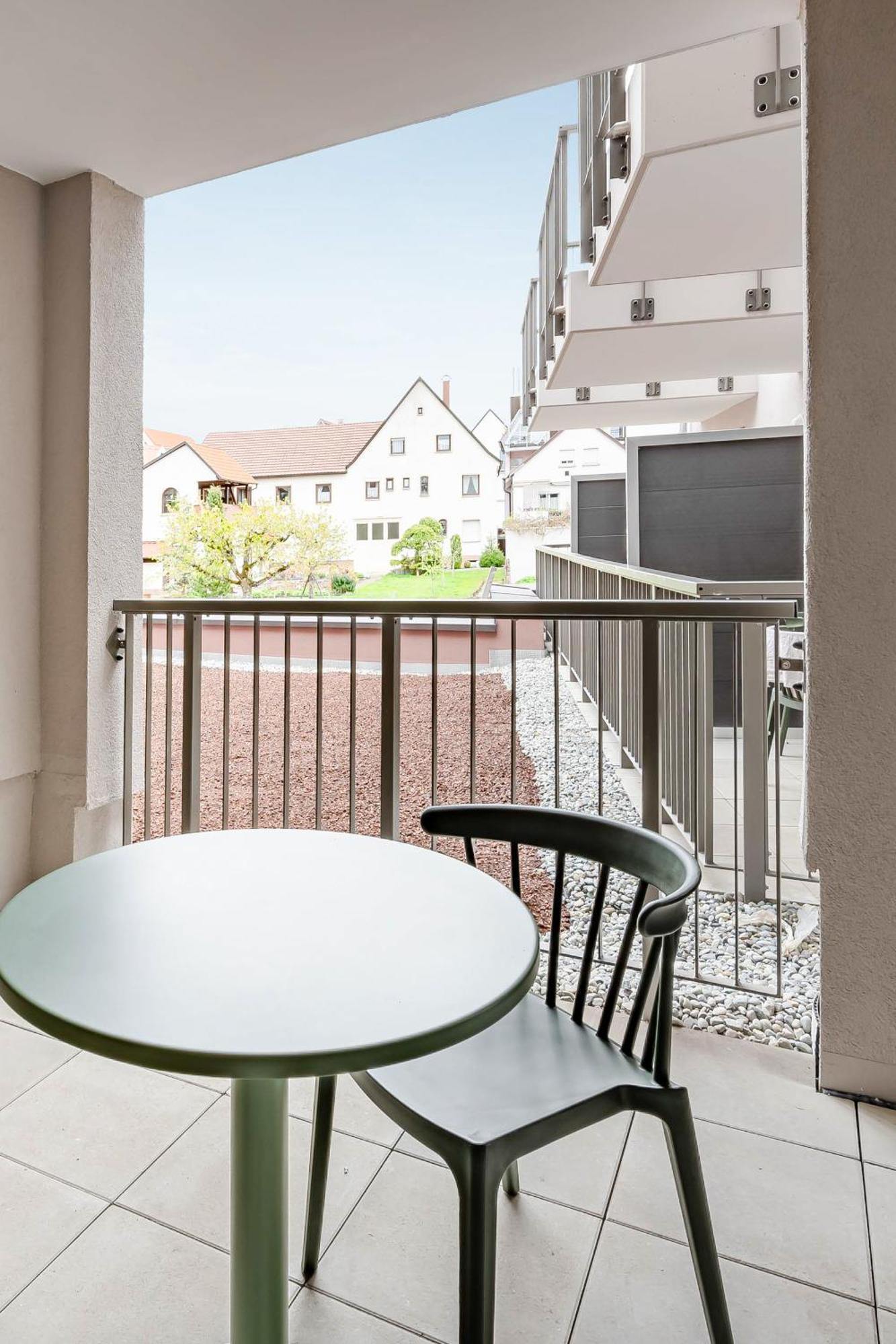 Limehome Metzingen Wilhelmstr Стая снимка